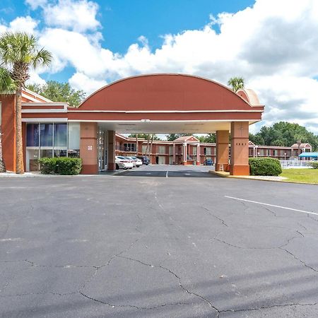 Oyo Hotel Mustang Silver Spring Fl ซิลเวอร์สปริงส์ ภายนอก รูปภาพ