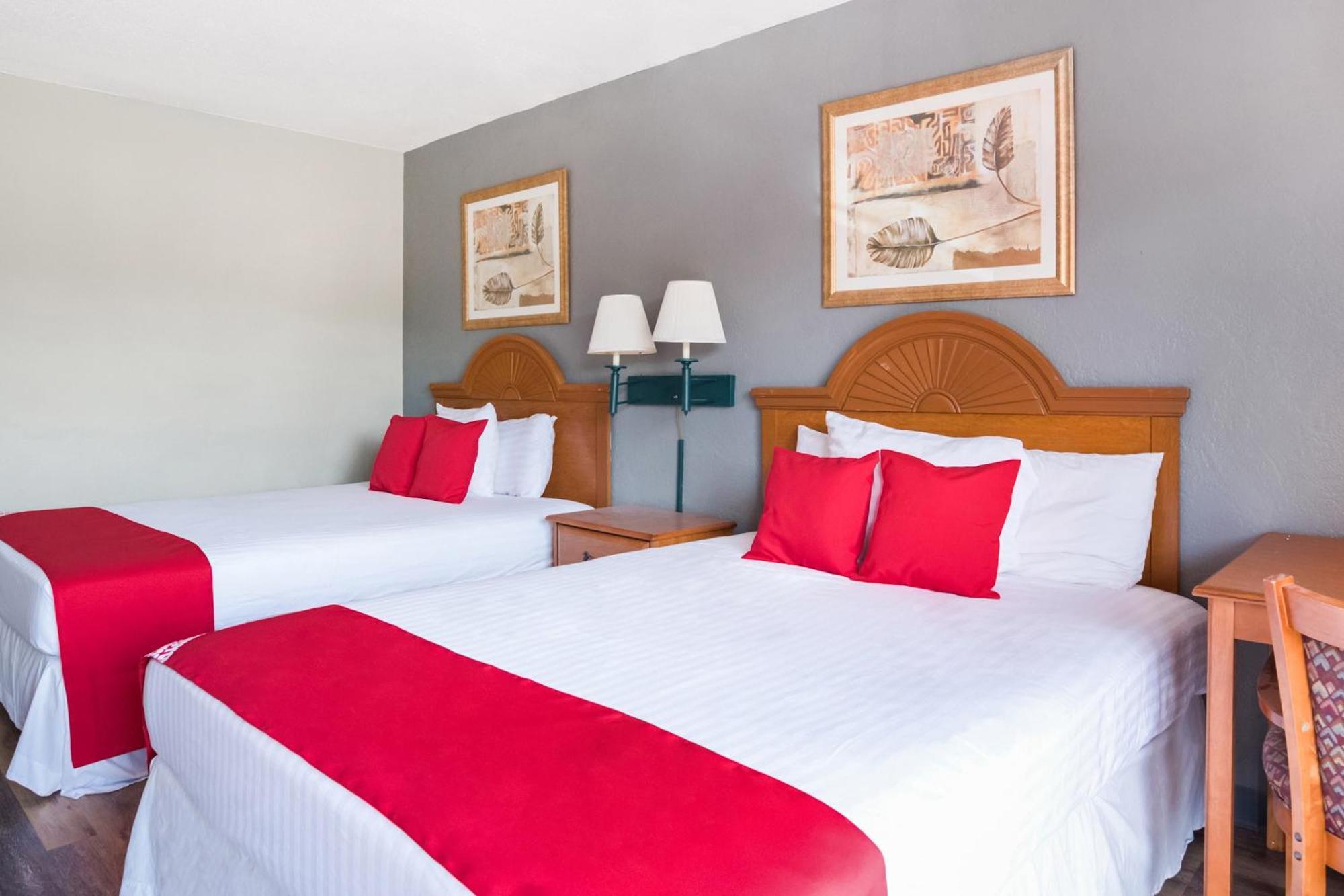 Oyo Hotel Mustang Silver Spring Fl ซิลเวอร์สปริงส์ ภายนอก รูปภาพ